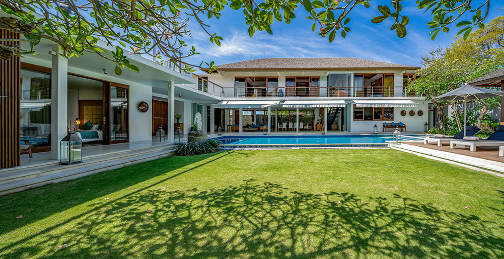 Villa Cendrawasih - Villa facade